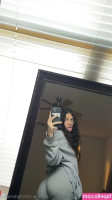 ladykate7 - I'm his Queen I always get deep in that ass