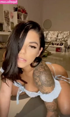 gvalentinaxxx - Great day for the beach