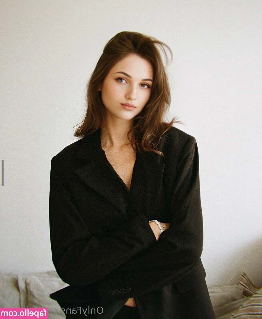 ali.alin [ ali-alin ] - Put your warm hands all over me!