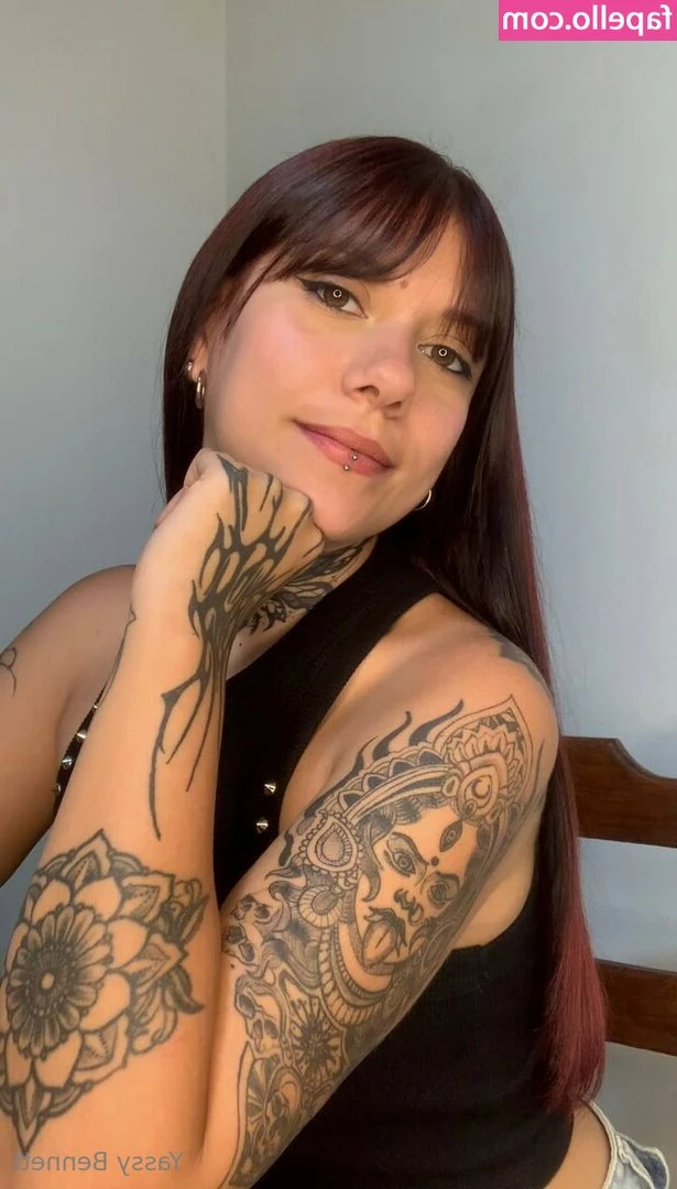 yassybennettxxx - Did this pic bring a smile to your face? 😆