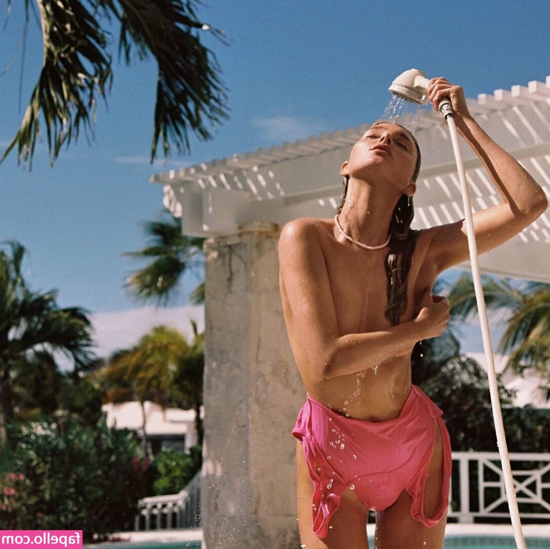 Elsa Hosk [ elsa-hosk ] - What was the last dirty dream you had ?😏