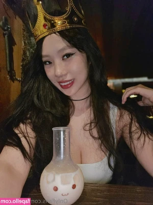 alinaxmei - What you doing there - you could be here ;)