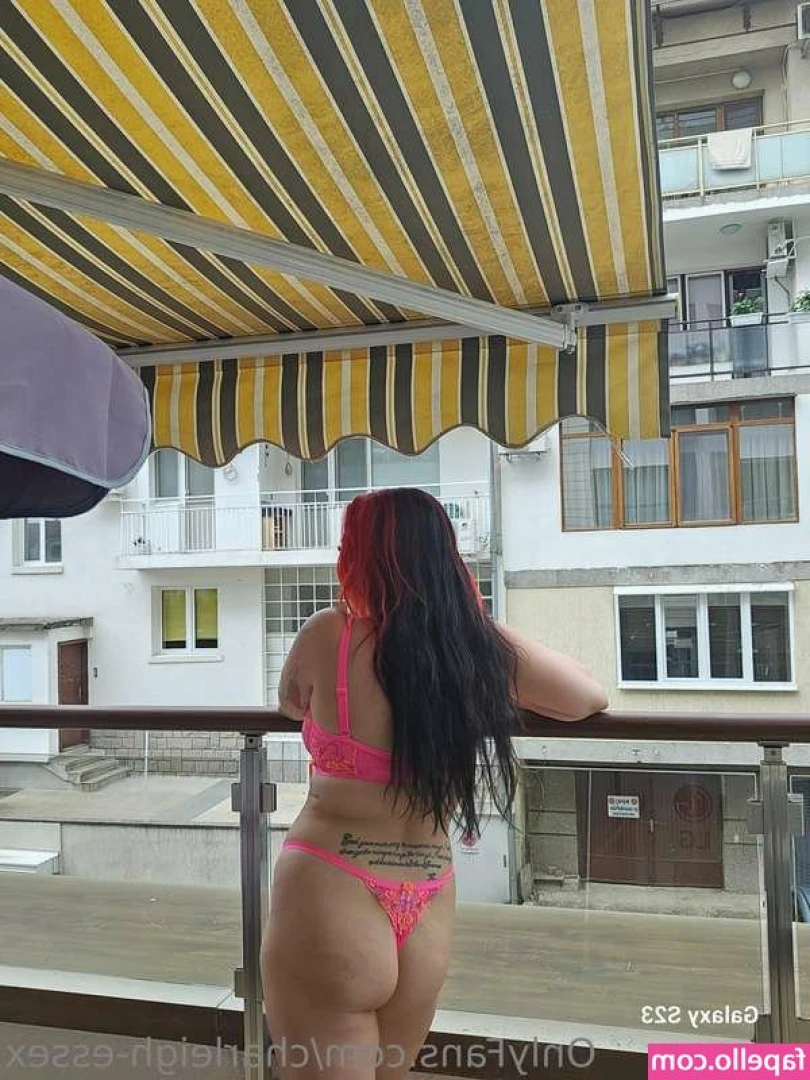 charleigh-essex - IYKYK😝