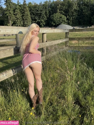 kat.encases [ kat-encases ] - Do you love this phat a$$ 💗?