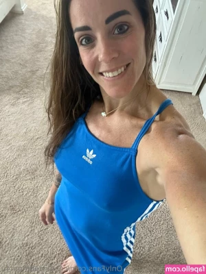 Convincedmom4u - Want to watch me drench my bedsheets