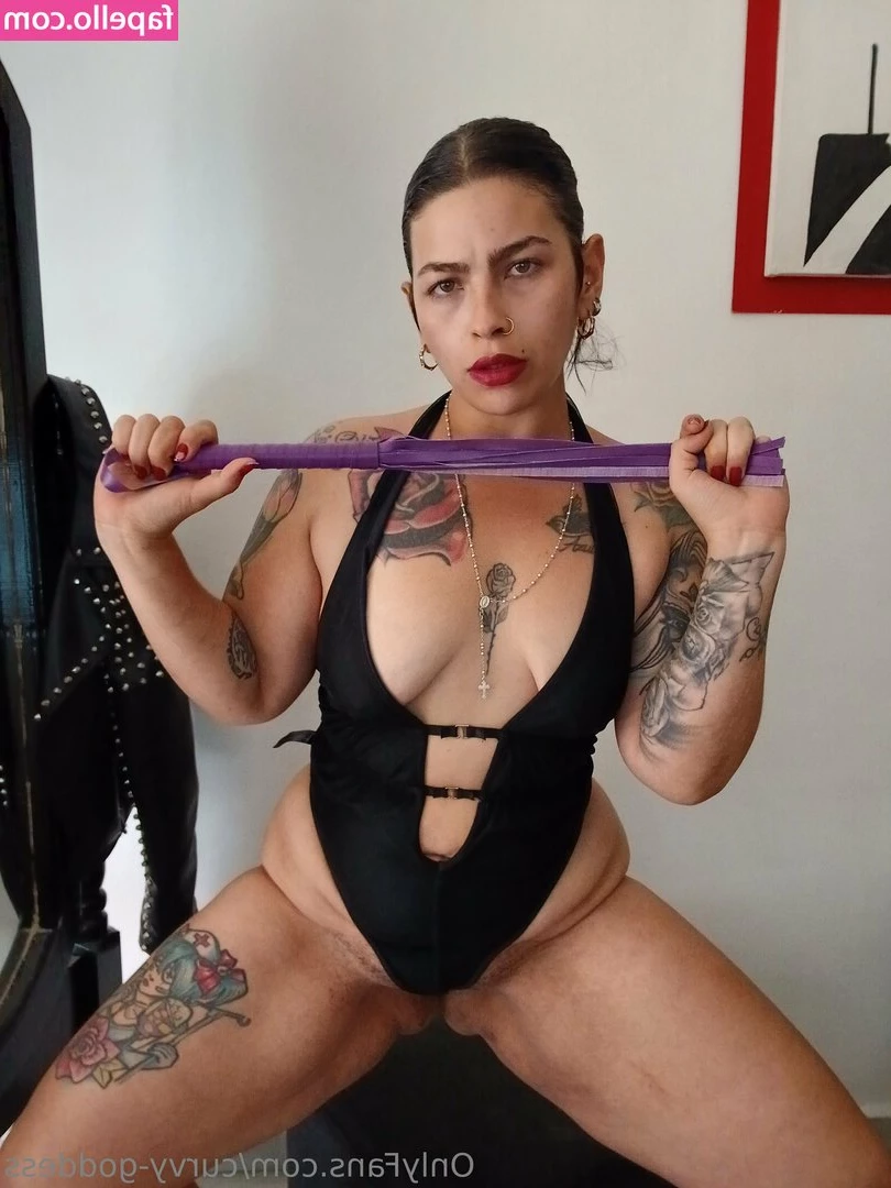 curvy-goddess - I m giving my baby sum Milk