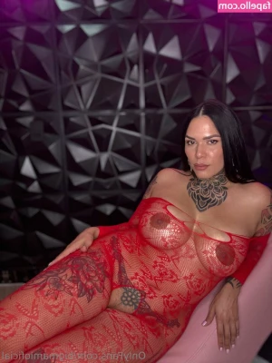 bigmamioficial - Do you give love to this photo   curvy  bigass