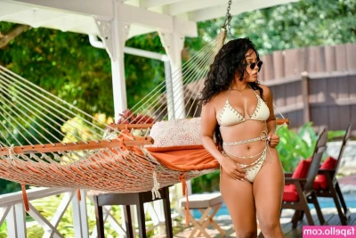 Angela Simmons [ angela-simmons ] - It's already the middle of the week 🤩 I'm soooo excited to rest