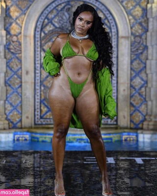 Angela Simmons [ angela-simmons ] - ✈️ Travel Day for me ✈️.   ⭐️Atlanta, here I cum! 💦 