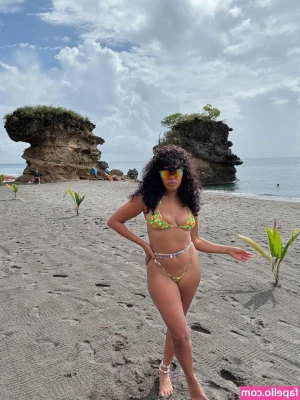Angela Simmons [ angela-simmons ] - Hello Everyone.. Here is all of the SnapChat Video shot and posted