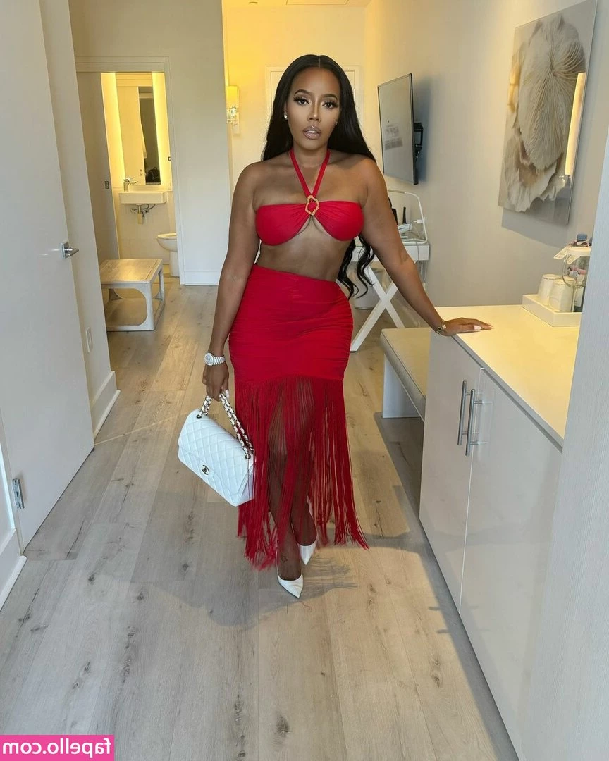 Angela Simmons [ angela-simmons ] - I'll be your vampire gf