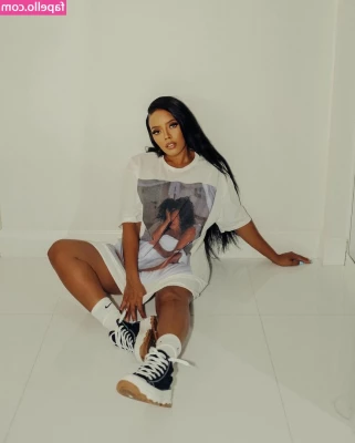 Angela Simmons [ angela-simmons ] - Slurp it up