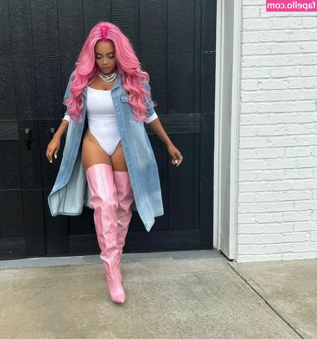Angela Simmons [ angela-simmons ] - Don’t I look so cute like this?? 💦 👅