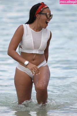 Angela Simmons [ angela-simmons ] - Feeling extra kind because I left it so late in the month making