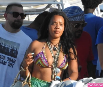 Angela Simmons [ angela-simmons ] - [Edging w/ Elvira]   It's the week before Halloween and there's no