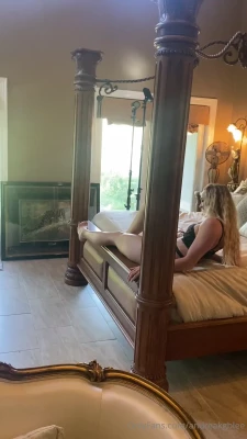 andreakgblee - Dare to question