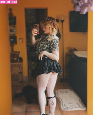 Arsenicsaturn - Don t you wish you could taste my creamy pussy through these panties