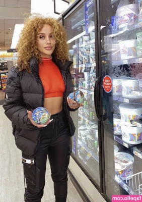Whitney Clark [ whitney-clark ] - Good Morning Love 😈🥵
