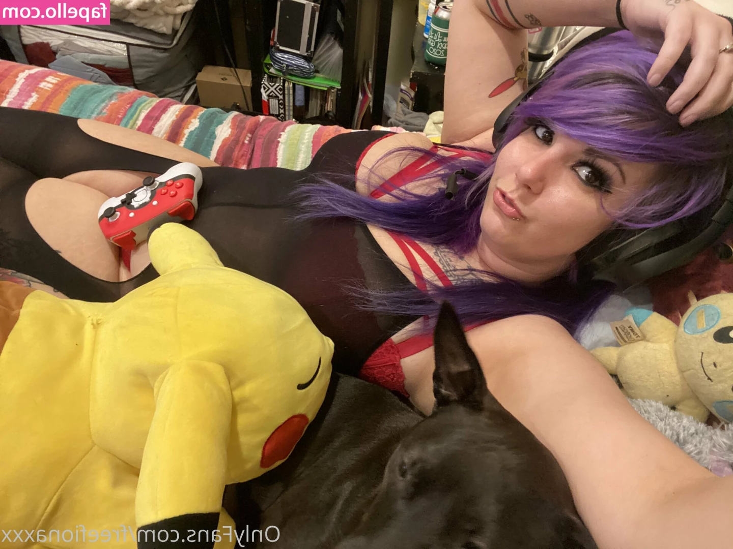 freefionaxxx - My cute little feet are playing in the forest