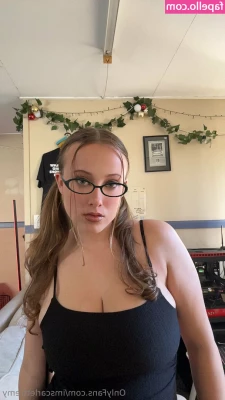 imscarlettremy - happy December babies