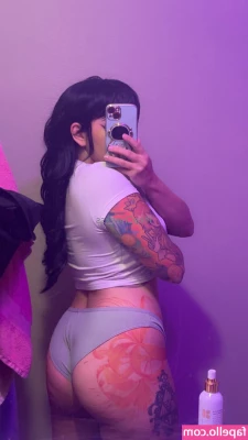 pikacheekss [ pikacheekss-1 ] - left the house with my butt plug in  lt 33