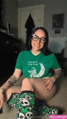 stardustandcyanidefree - when can i get to be fucked raw again