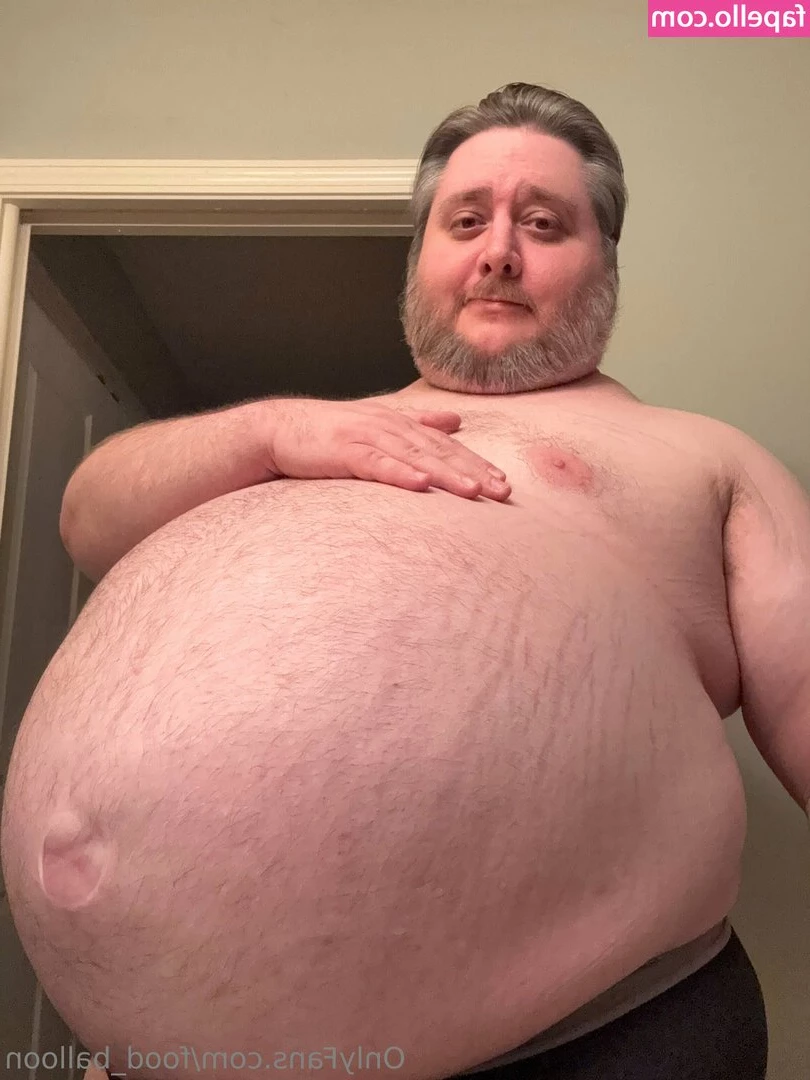 food_balloon [ food-balloon ] - Heeyy there   Let s have some fun   tell me something that turns you