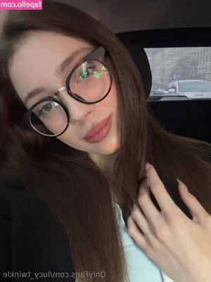 lucy_twinkle [ lucy-twinkle ] - 𝑾𝒉𝒊𝒄𝒉 𝒐𝒏𝒆 𝒚𝒐𝒖 𝒍𝒊𝒌𝒆