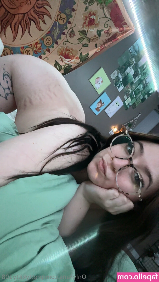 prettykitty108 [ prettykitty108-1 ] - Should have time soon to try on some new lingerie for you guys but