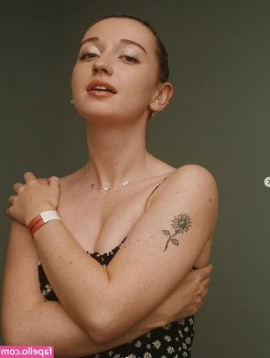 Stacey Ryan [ stacey-ryan ] - Friday feeling gets me dancing xxx
