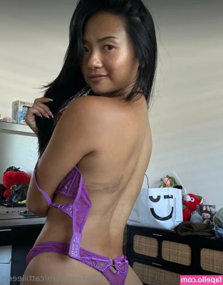 cattiiieeen [ cattiiieeen-4 ] - What do you think of my new hairstyle? awesome huh?😊😉🥰