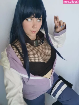 Elune Cosplay [ elune-cosplay ] - need to clean my mirror