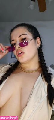sabrinitafoxxx - I need my titties sucked on so badly