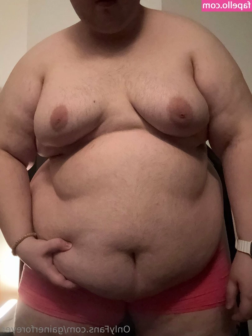 gainerforever - have you ever seen a fat girl make herself cum just from shaking her