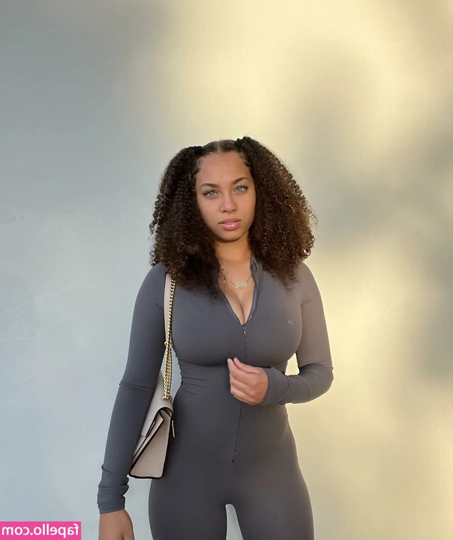 Jada Durroh [ jada-durroh ] - always shining🌟