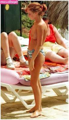 Patsy Palmer [ patsy-palmer ] - Horny after the gym, can I borrow your cock?