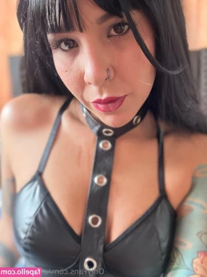 wendybunny - spoiler alert: her nipple piercings felt nice in my mouth ;)