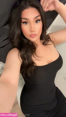 latinalyla - Happy Monday 😘😘 I am visiting family this week - new videos