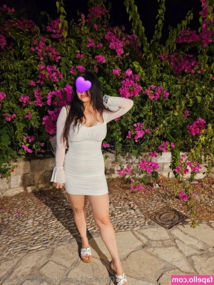 victoria_lux_22 [ victoria-lux-22 ] - So I had some primal urges on my hike yesterday… 😈💦