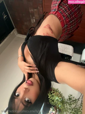 purkie - Do we like some thick thighs ?