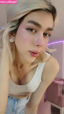 barbiepinkdreams - Wanna lick them?🥥🥥😛