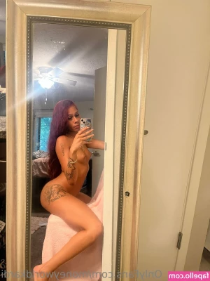 moneyworldkardi - I love wen she get played wit