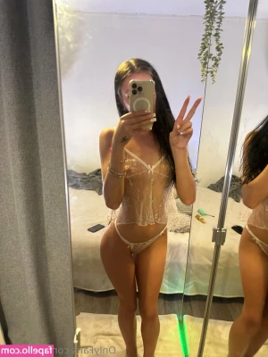macyyxx - U walk in on me trying lingerie. Do u like it baby ? What do u want