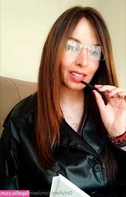 asmrlillyluna826 - Tell me your sexual fantasies and let's fulfill them 🔥🔥.