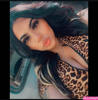 Jxdriana - Just me and my naked titties