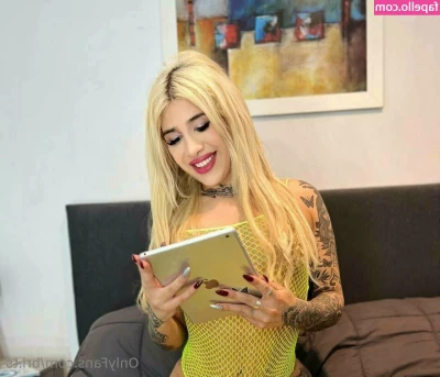 bri.ts [ bri-ts ] - https onlyfans com skyecandy_2020 check out my girls page