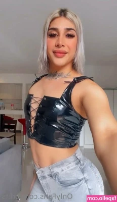 bri.ts [ bri-ts ] - Happy titty Tuesday and goooood morning