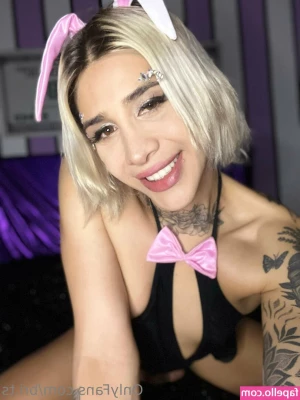 bri.ts [ bri-ts ] - Thicc Bitch