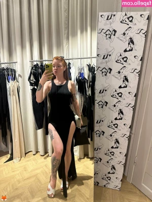Emma Fox [ emma-fox ] - going live tonight at 8pst 😈