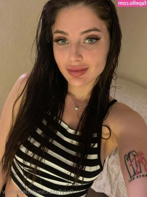 littlemolly_v [ littlemolly-v-3 ] - XOXO
